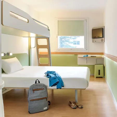 Ibis Budget Am Innenhafen Hotel *