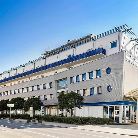 Ibis Budget Am Innenhafen * Duisburg