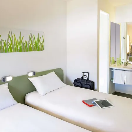 Ibis Budget Am Innenhafen Duisburg