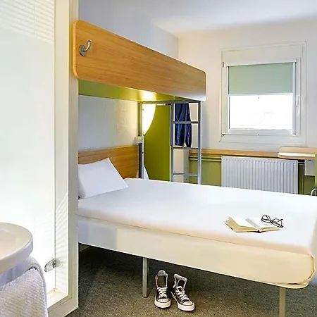 Hotel Ibis Budget Am Innenhafen *