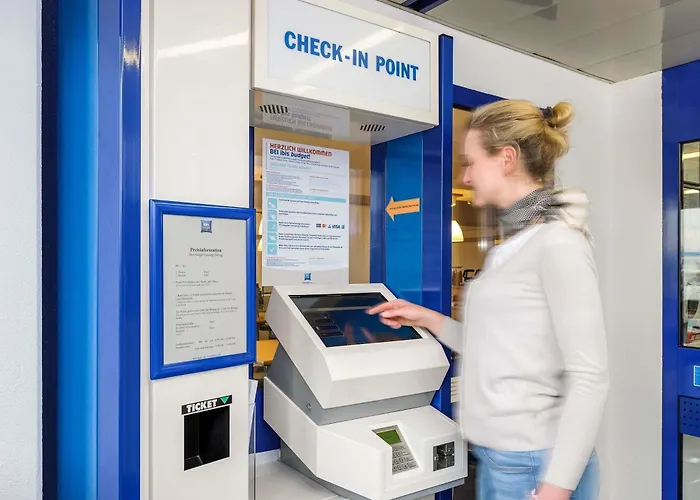 Ibis Budget Am Innenhafen Szálloda *