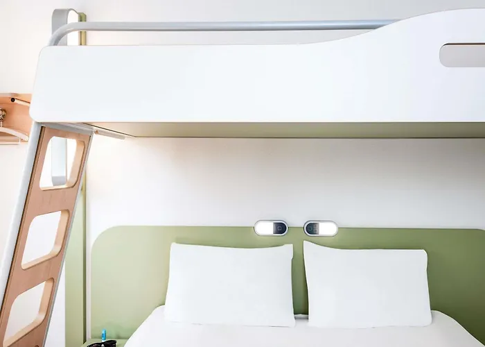 Ibis Budget Am Innenhafen Szálloda Duisburg